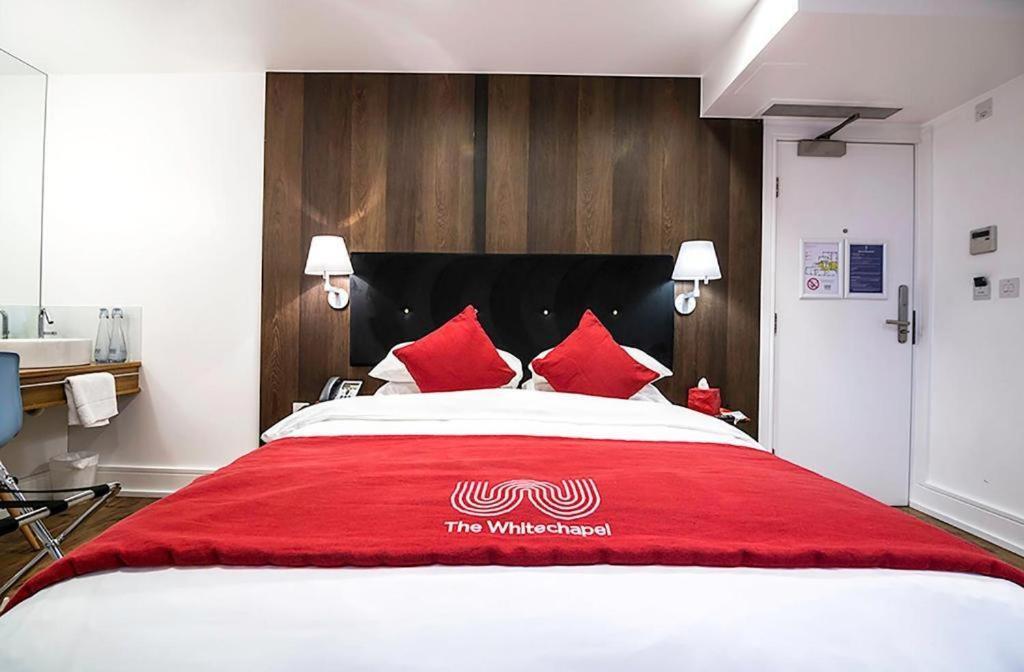 The Whitechapel Otel Londra Oda fotoğraf